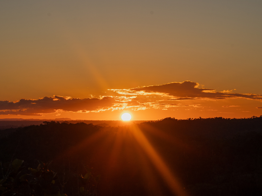 Por do sol na Serra do Divisor